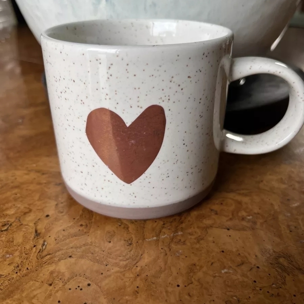Starbucks Coffee Company Pink Copper Metallic Heart 2017 Speckled Mug ❤️